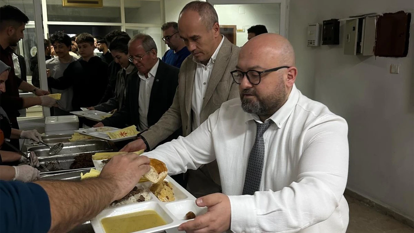 Ilgın MYO öğrencileri iftarda buluştu